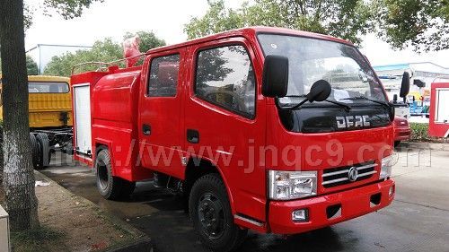 東風(fēng)1.5方雙排簡(jiǎn)易消防車
